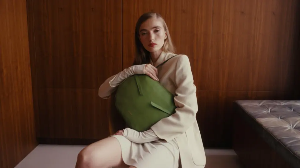 Borbonese — The Room, film by Andrea Miguel